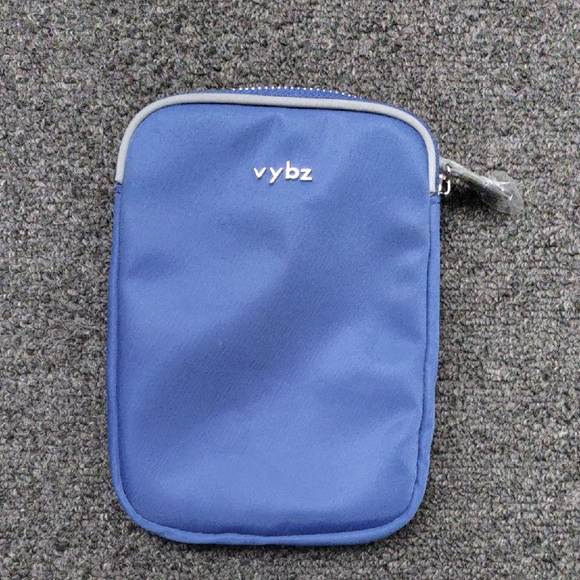 VYBZ Magnetic Pocket Pal w/Zippered Pocket & RFID Blocking - Picture 1 of 6